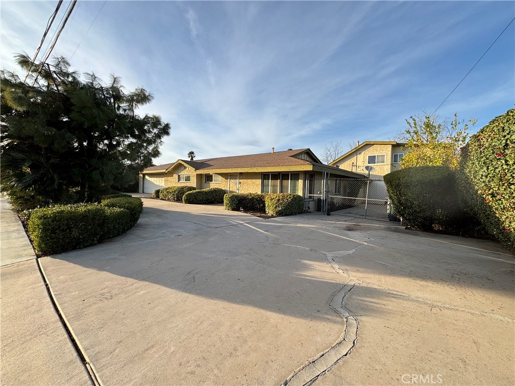 150 W Metz Road