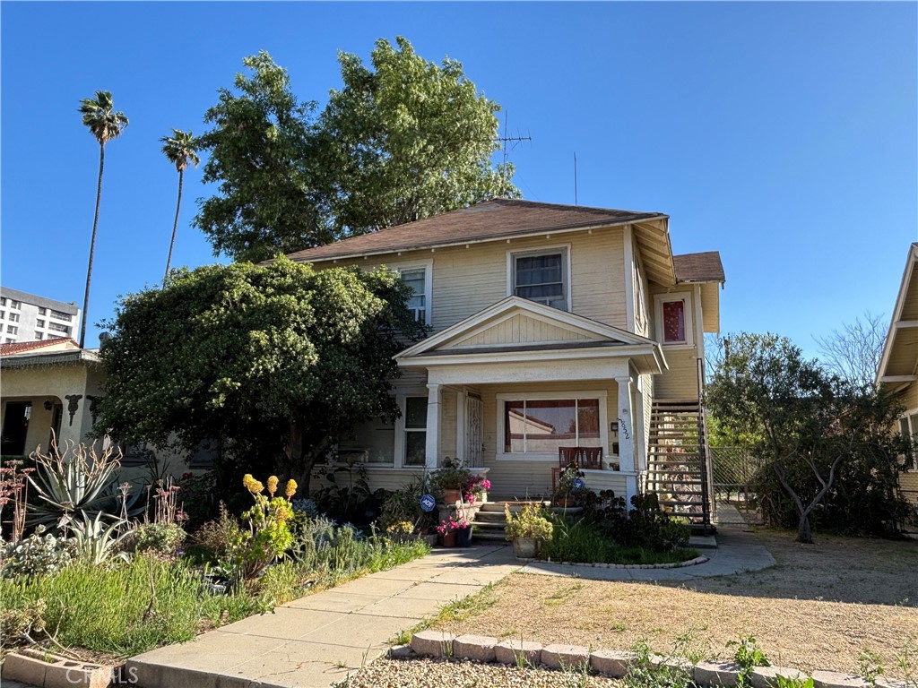 3852 4th Street