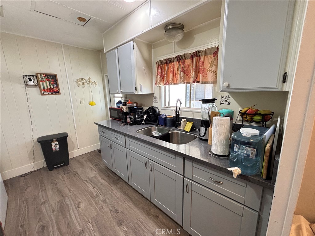 455 E 7th Street 24