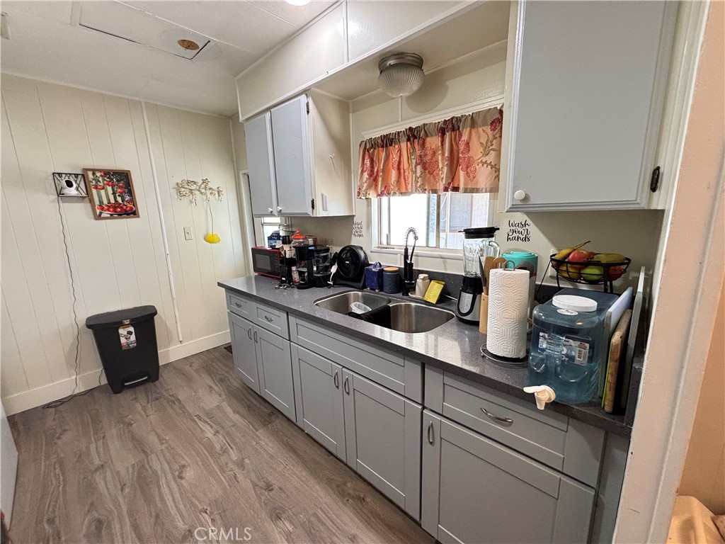 455 E 7th Street 24