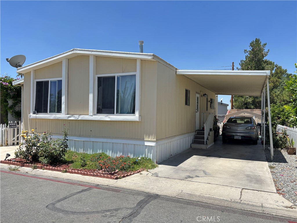 455 E 7th Street 24