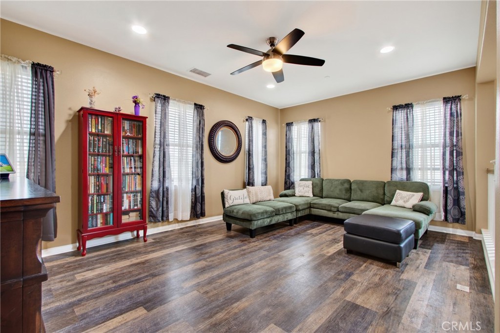 27867 Huron Court