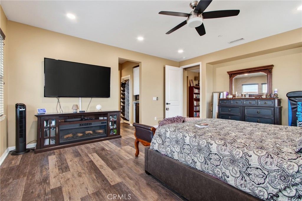 27867 Huron Court