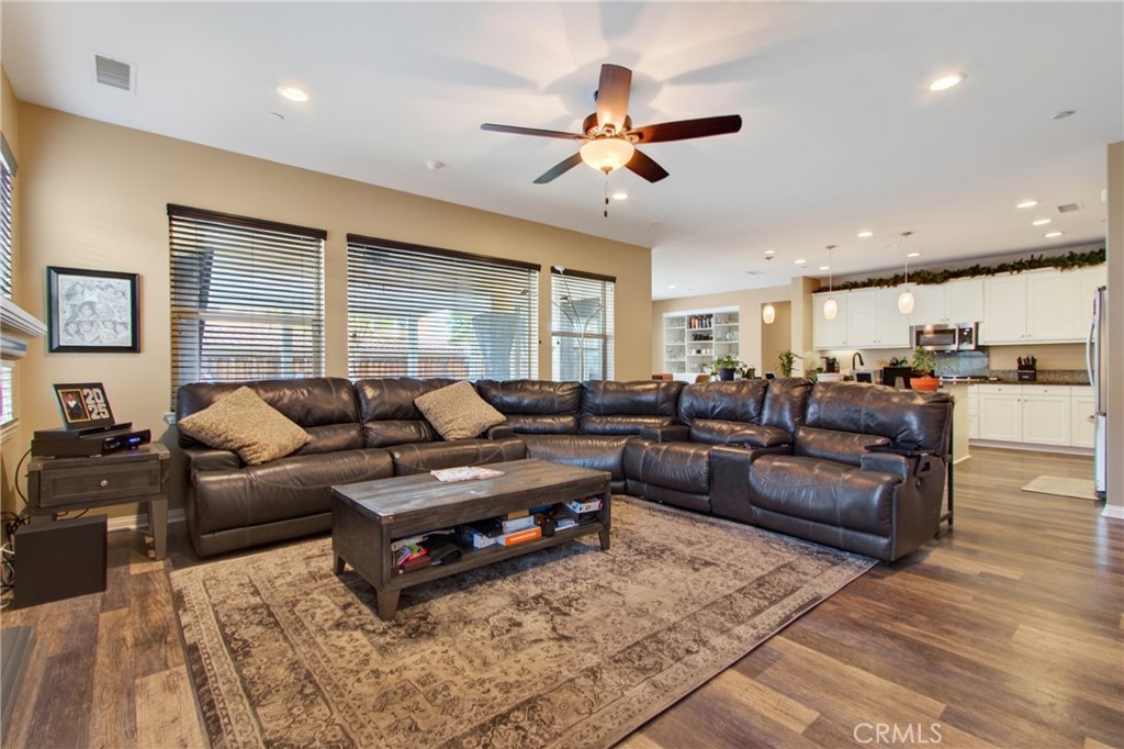 27867 Huron Court