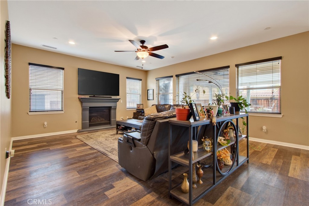 27867 Huron Court