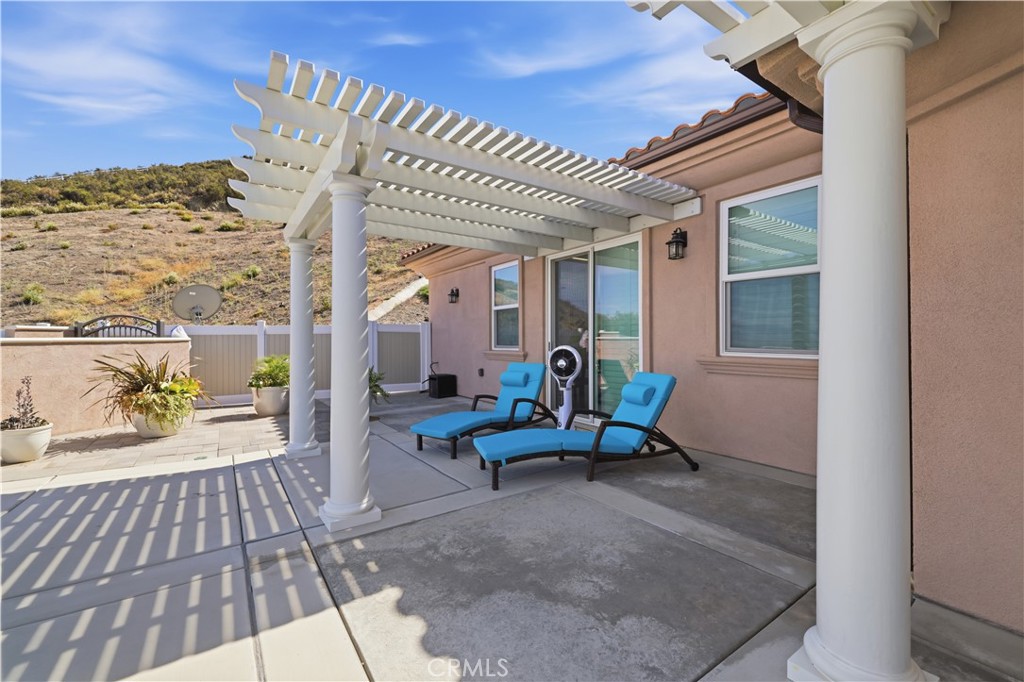 20451 Paseo Montana