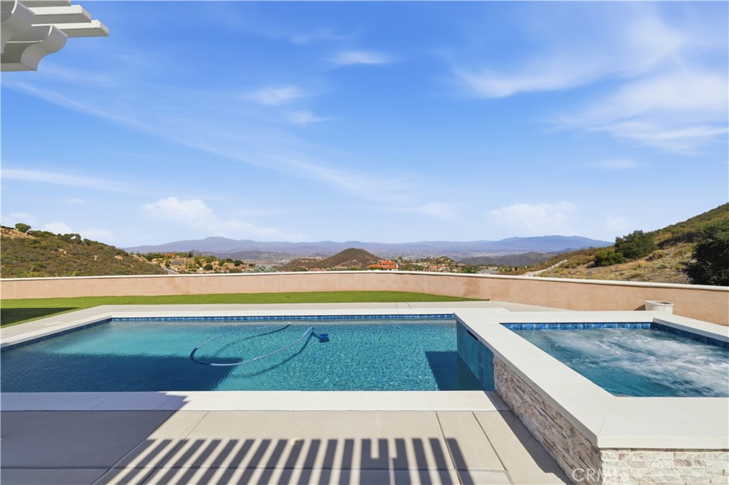 20451 Paseo Montana