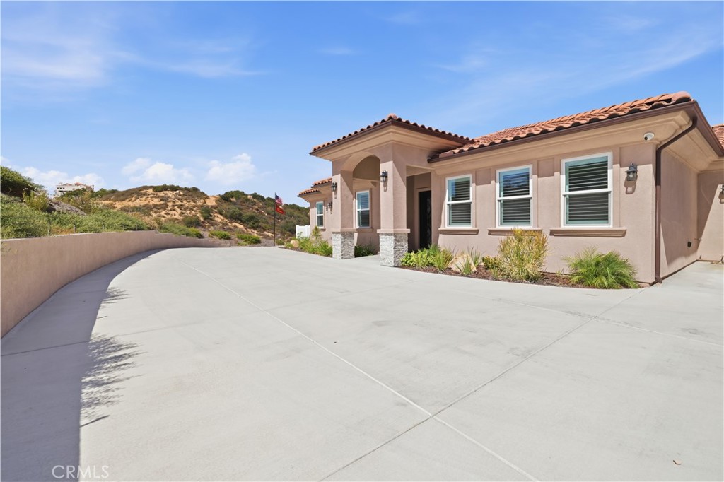 20451 Paseo Montana
