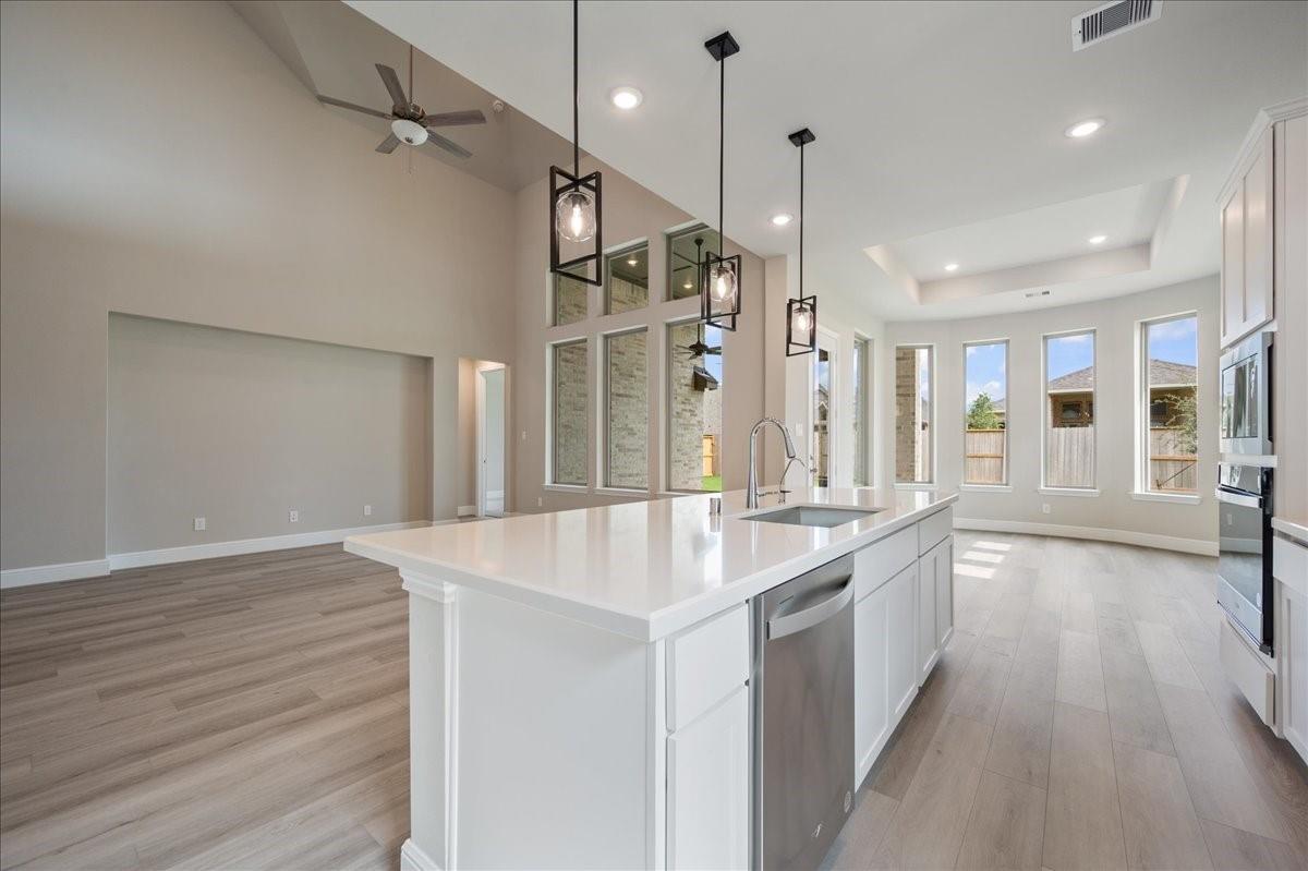 7523 Mariposa Way