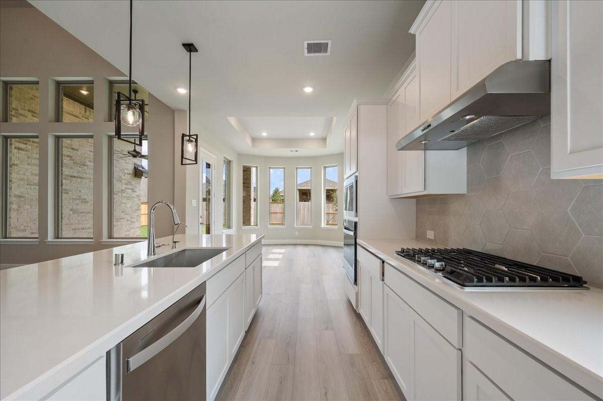 7523 Mariposa Way