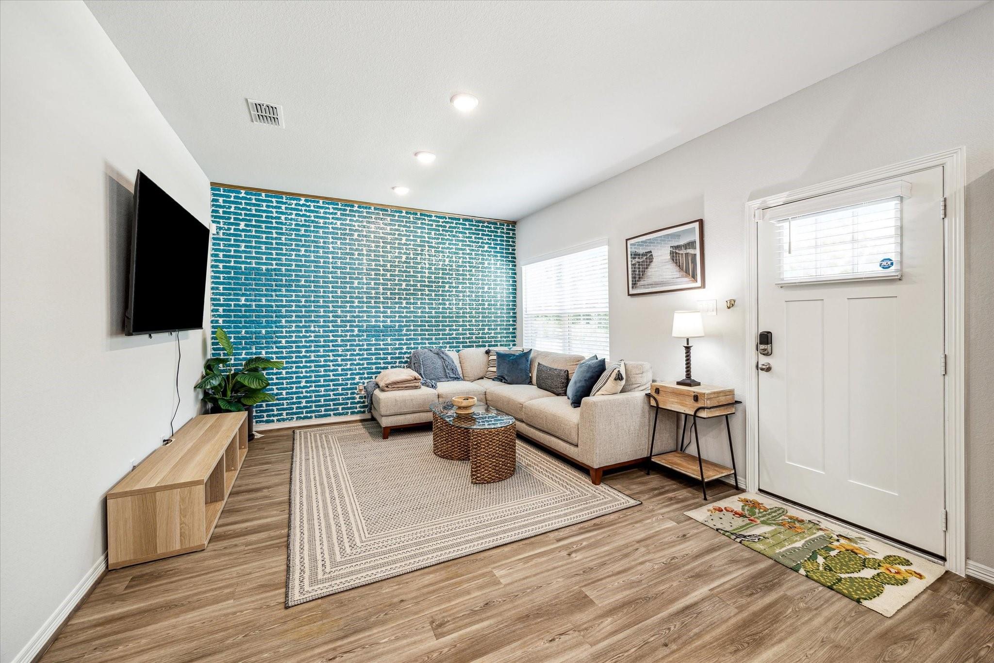 6913 New York Street