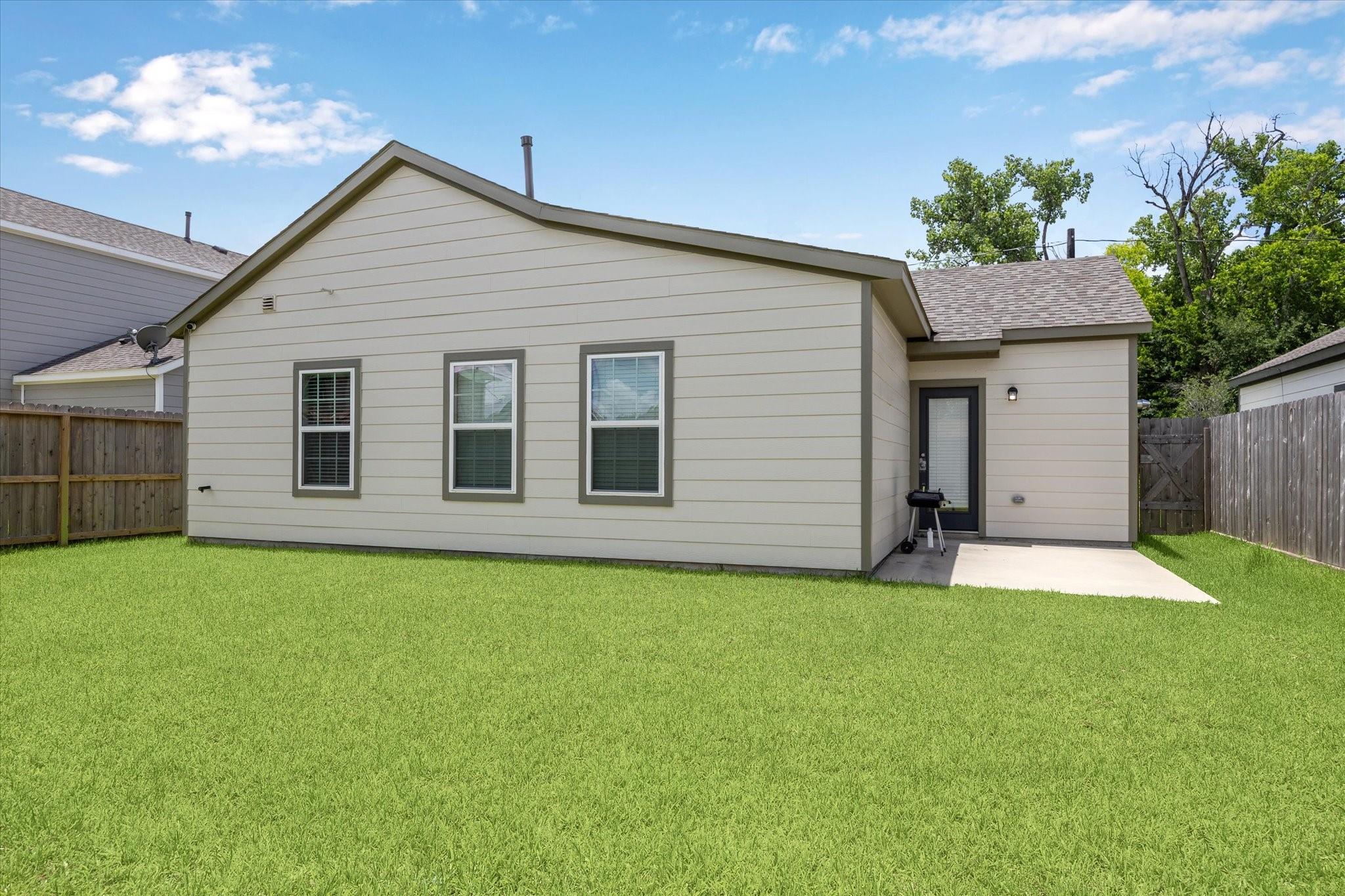 6913 New York Street