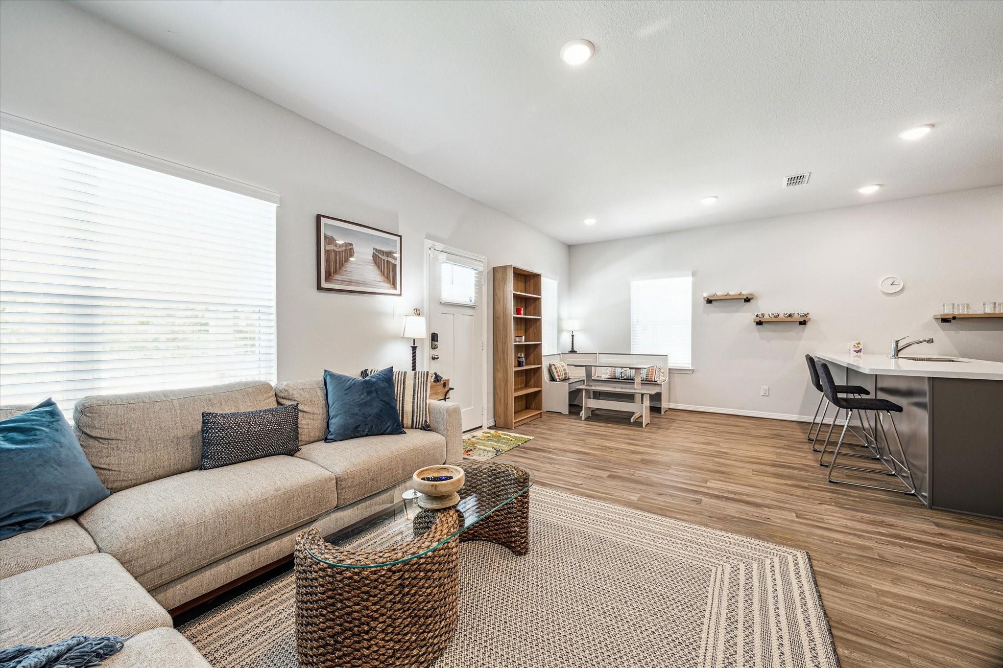 6913 New York Street