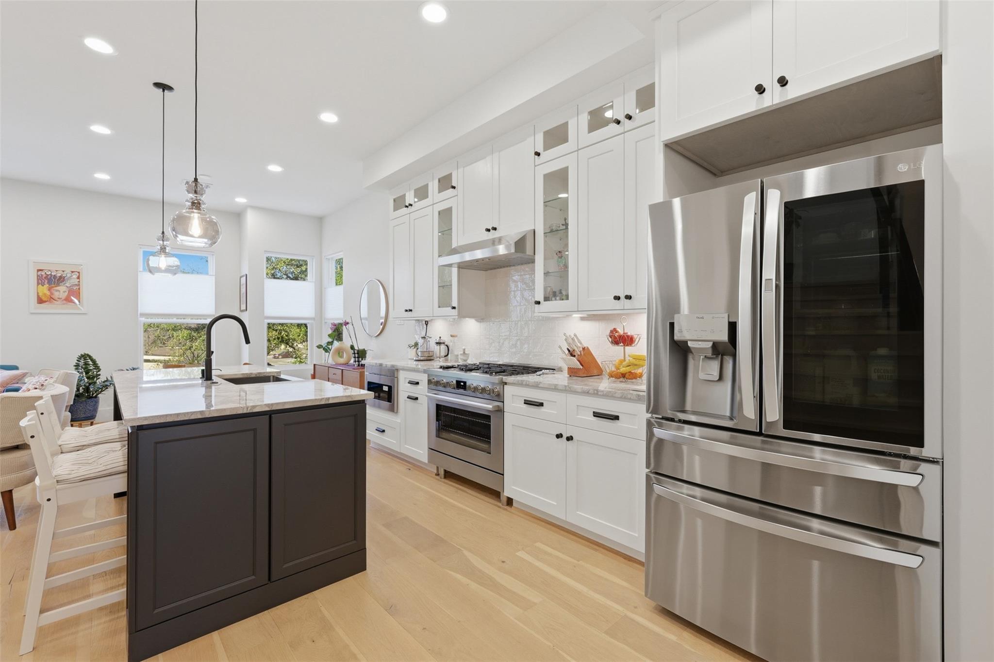 732 W 17th Street