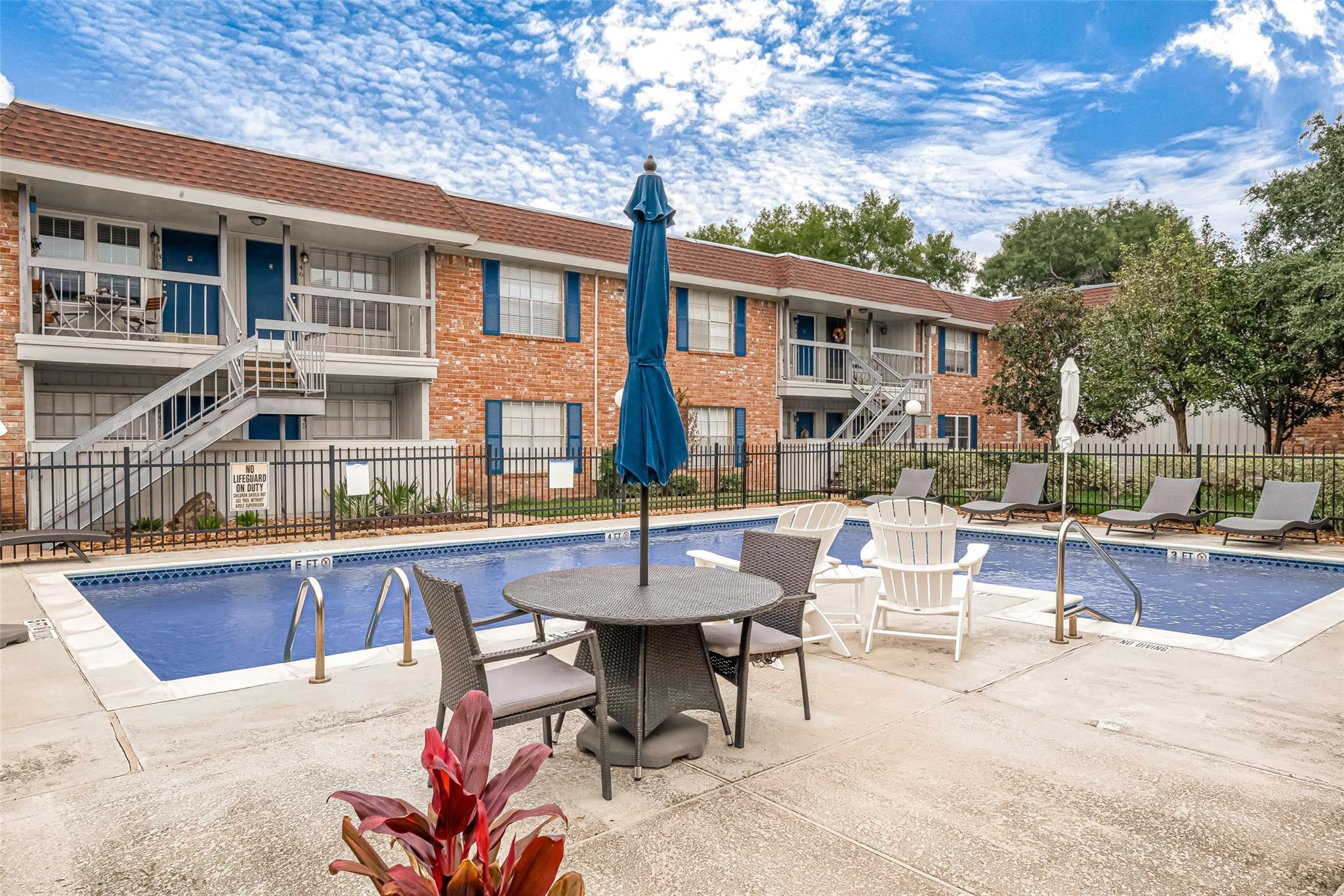 2350 Bering Drive # 122