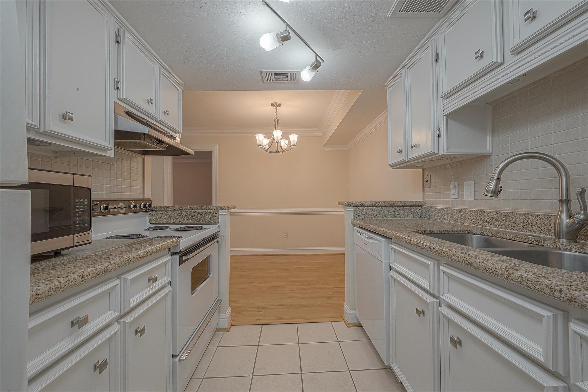 2350 Bering Drive # 122