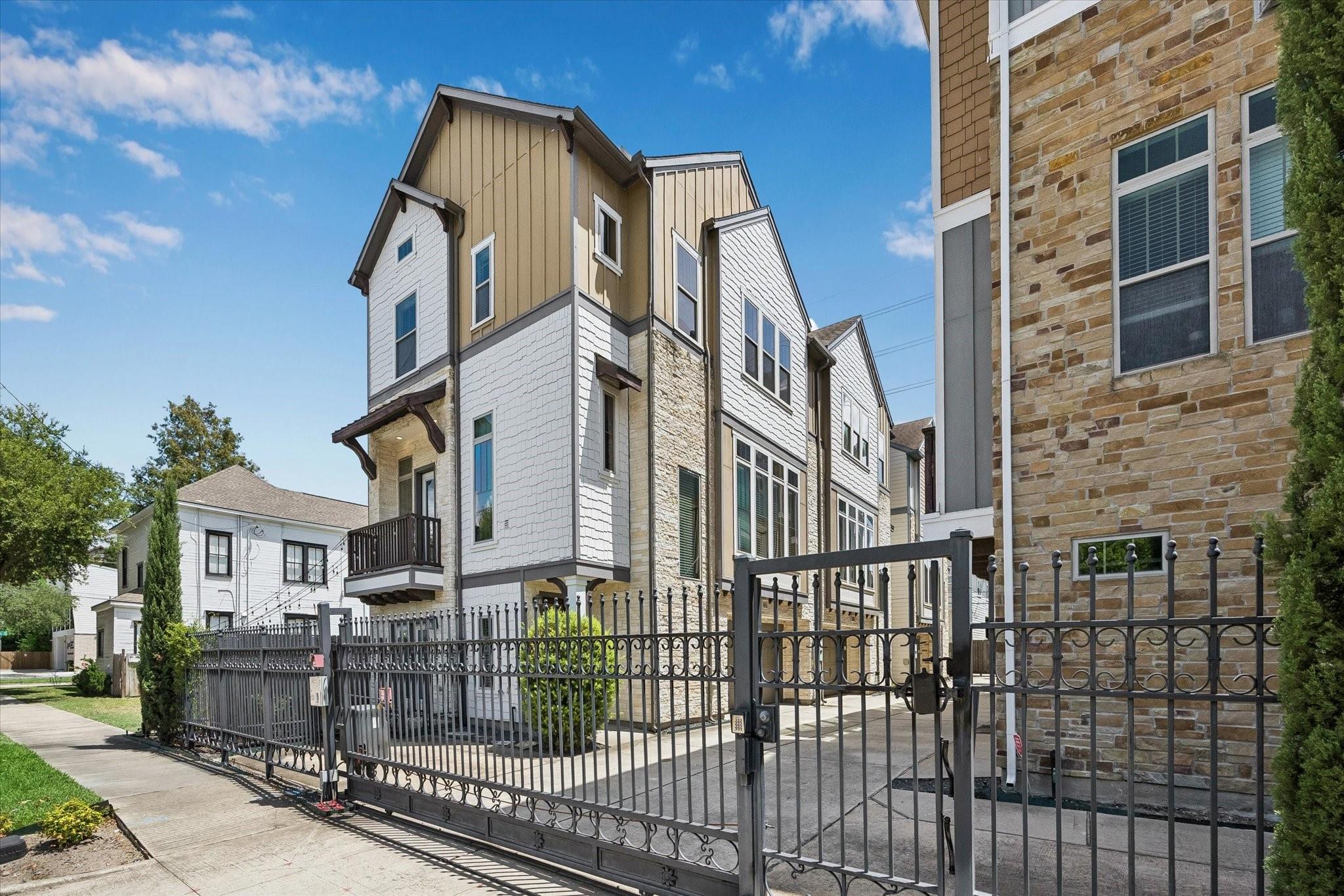 736 Yale Street # C
