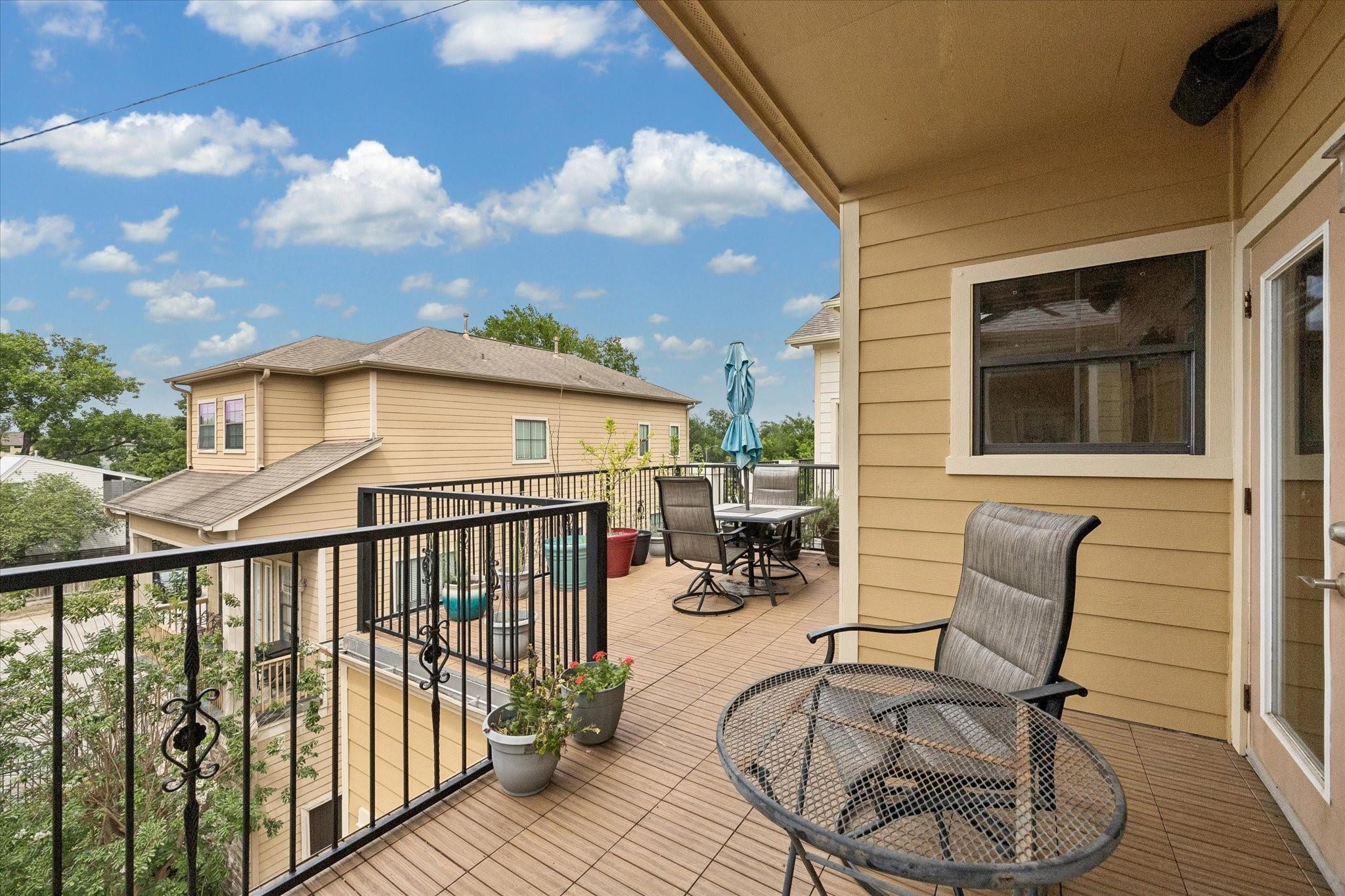 2041 W 14th 1/2 Street