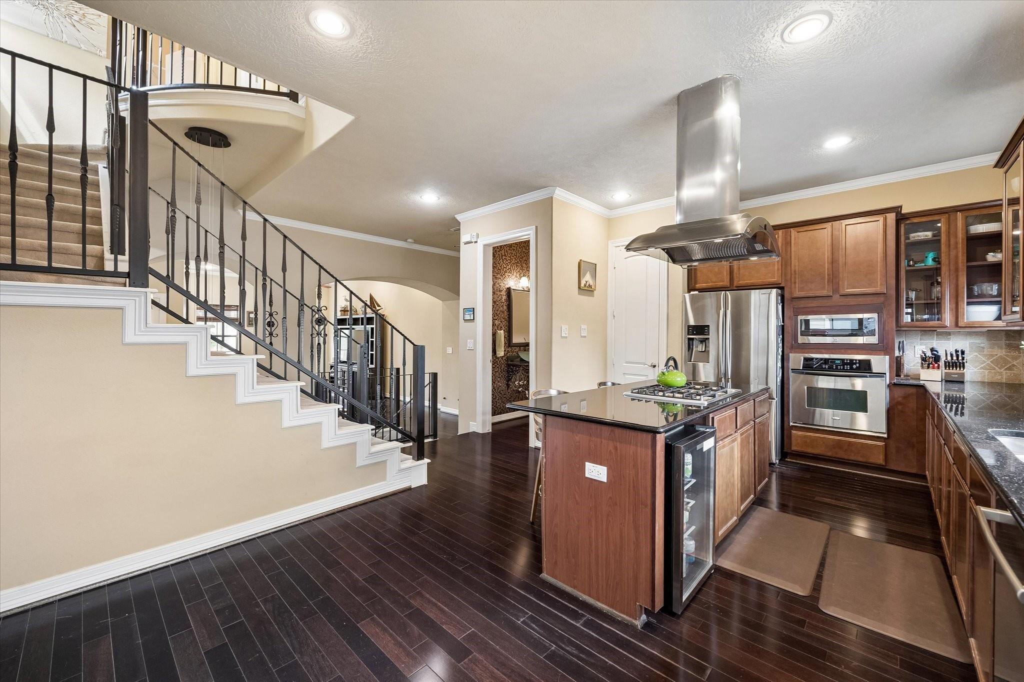 2041 W 14th 1/2 Street