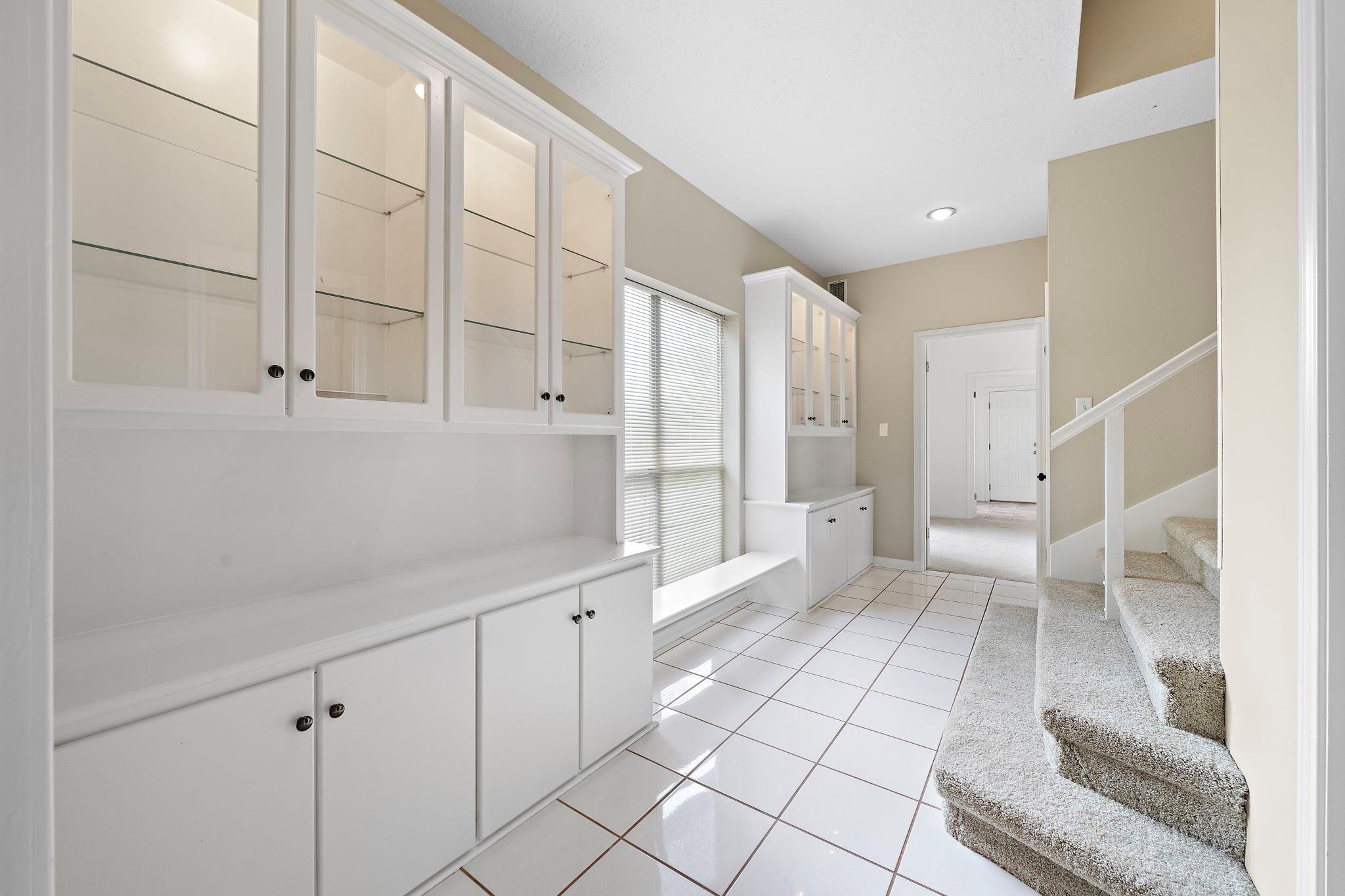 2523 Baycrest Drive