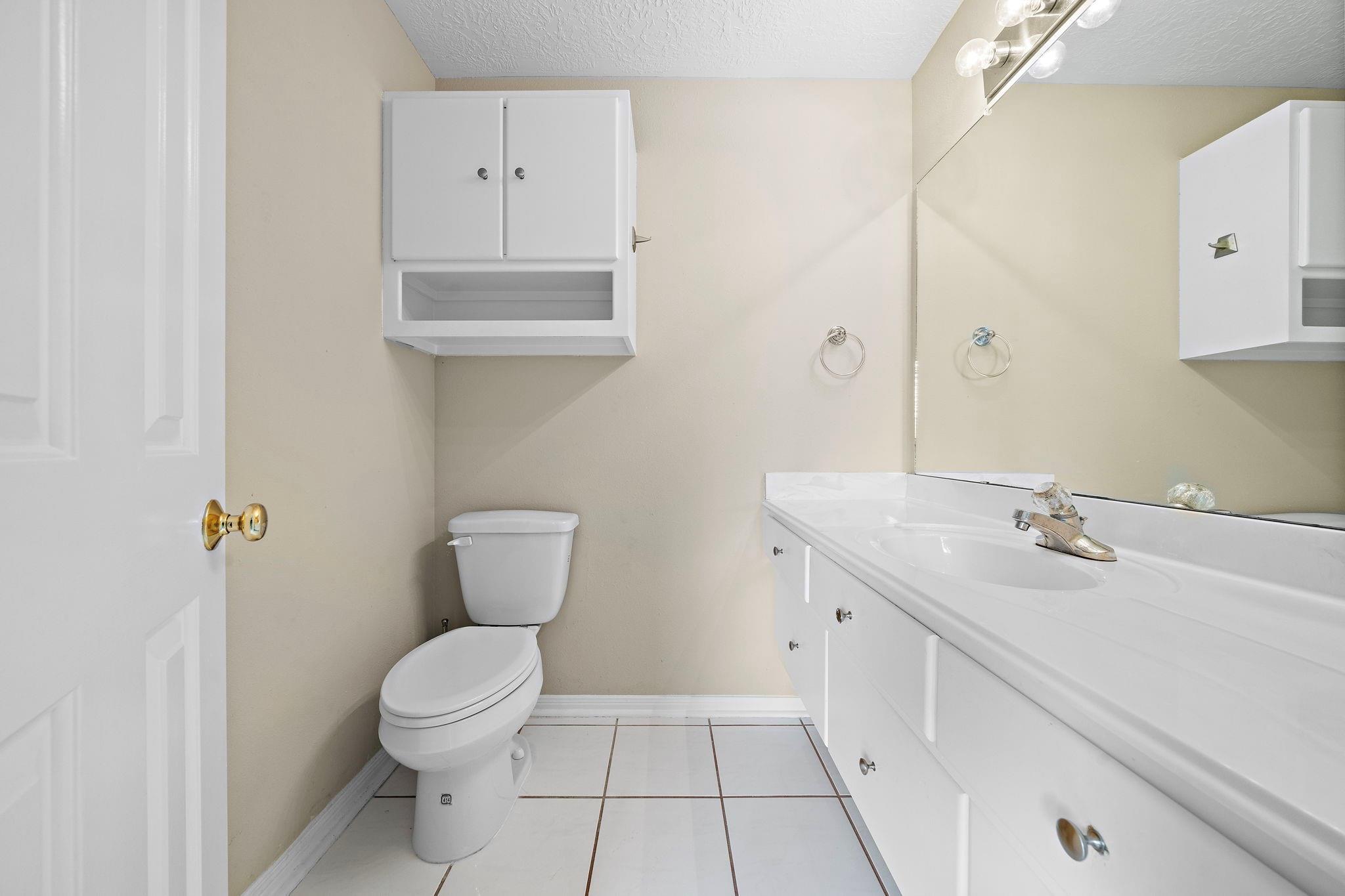 2523 Baycrest Drive