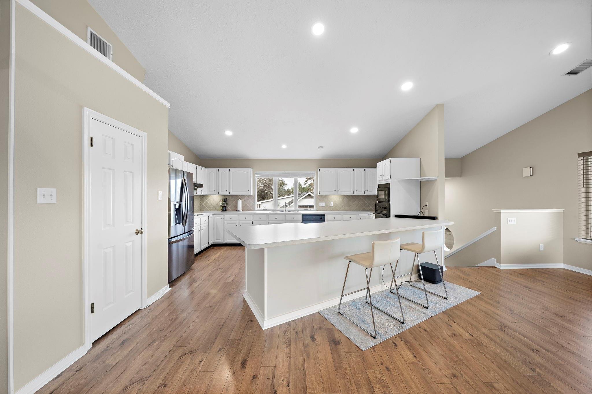2523 Baycrest Drive