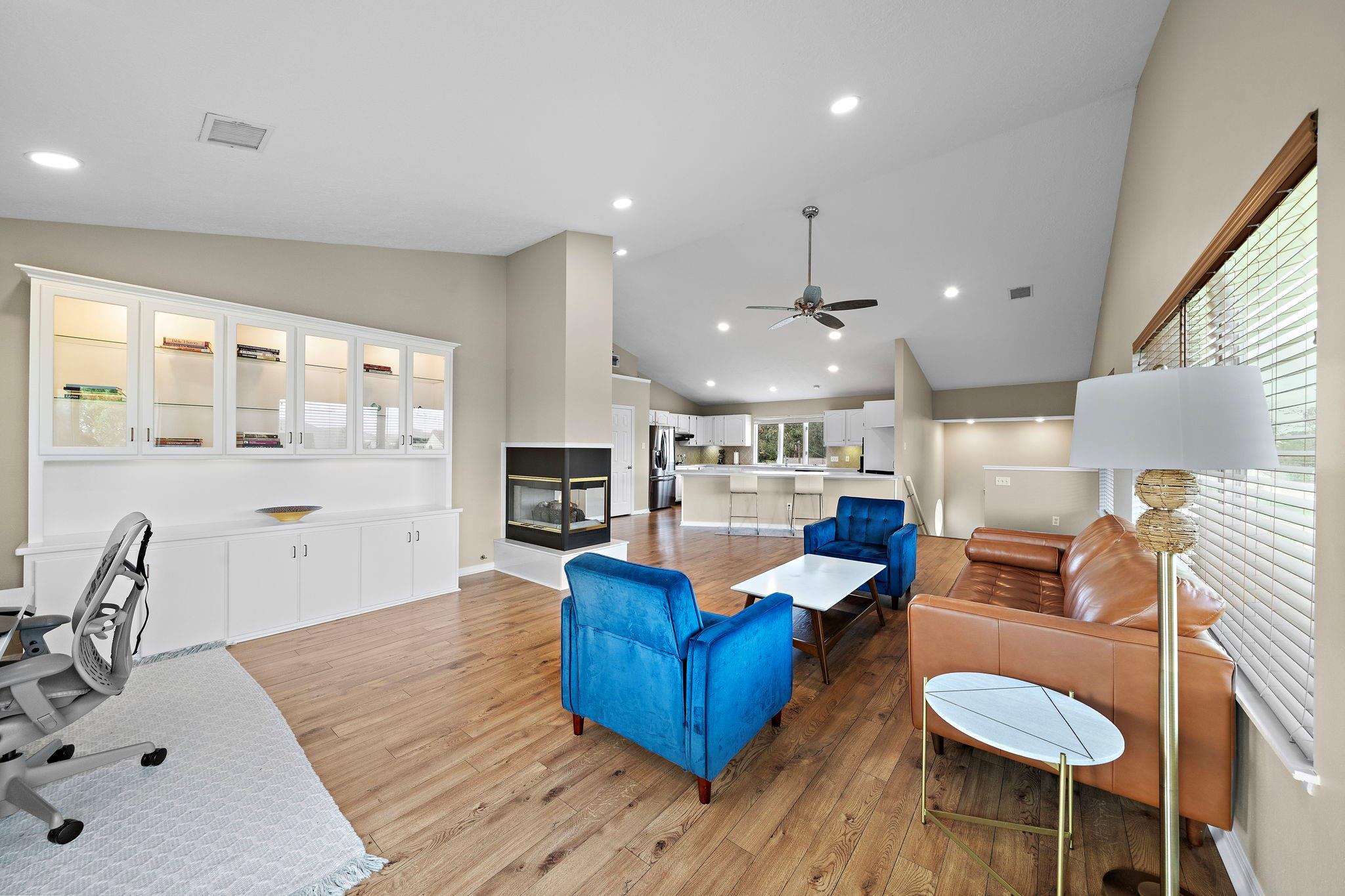 2523 Baycrest Drive