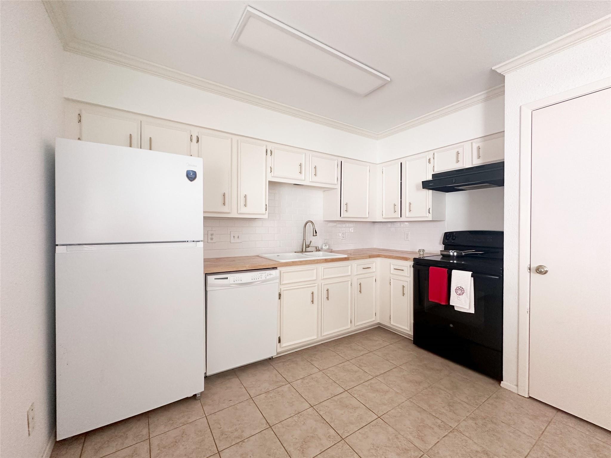 4040 San Felipe Street # 135