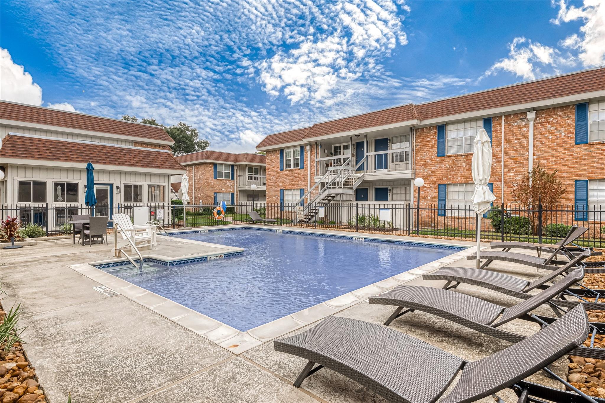 2350 Bering Drive # 122