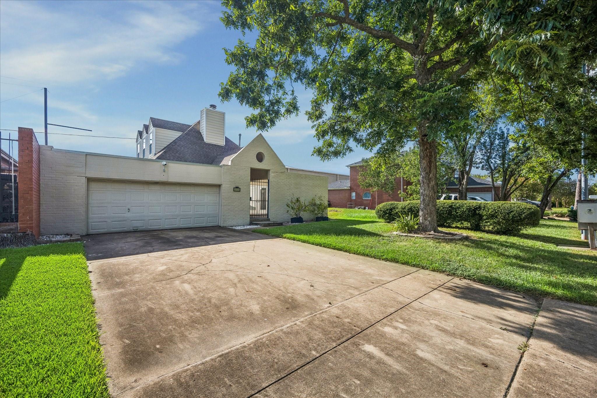 1715 Gingerleaf Lane