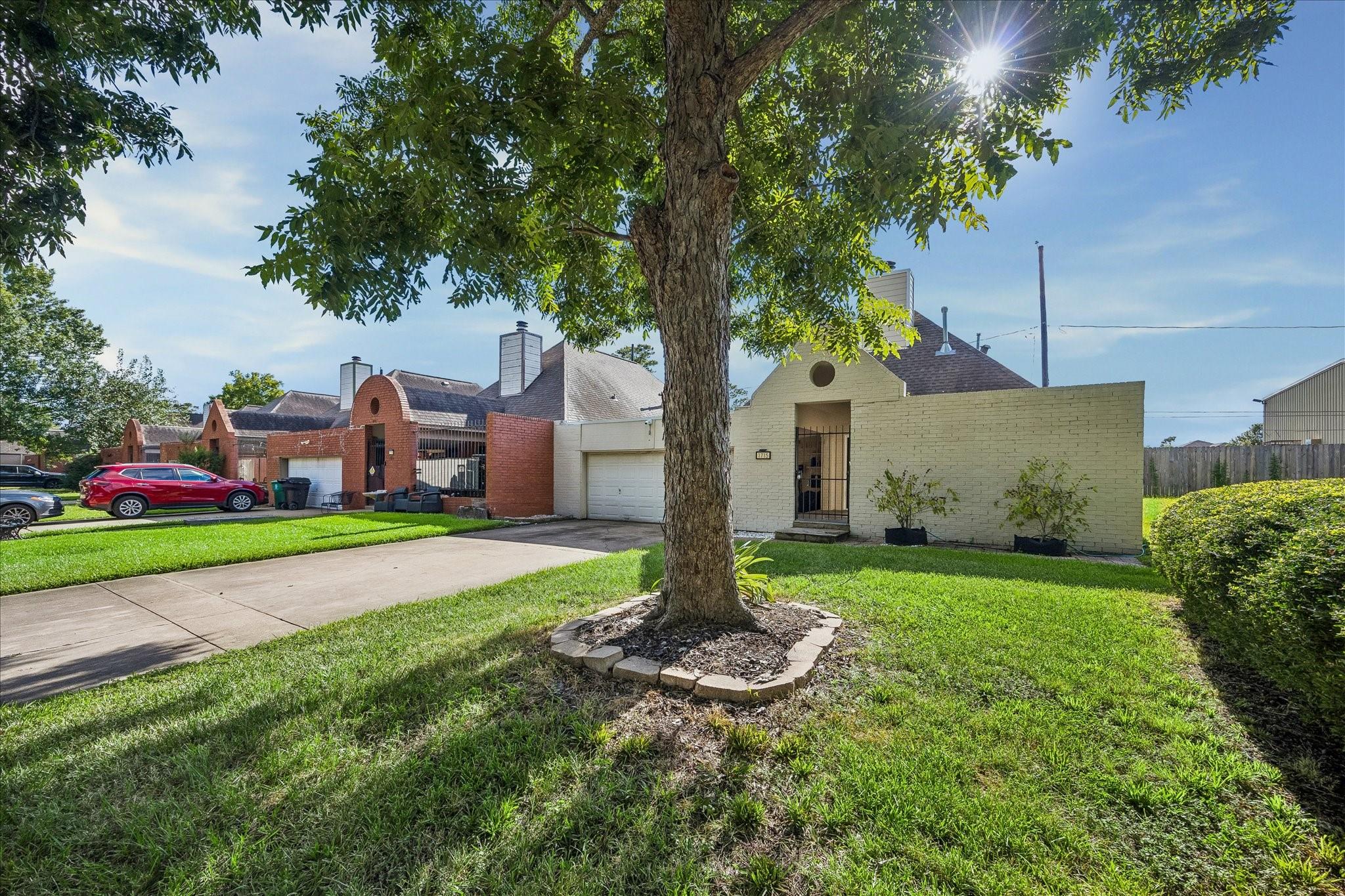 1715 Gingerleaf Lane