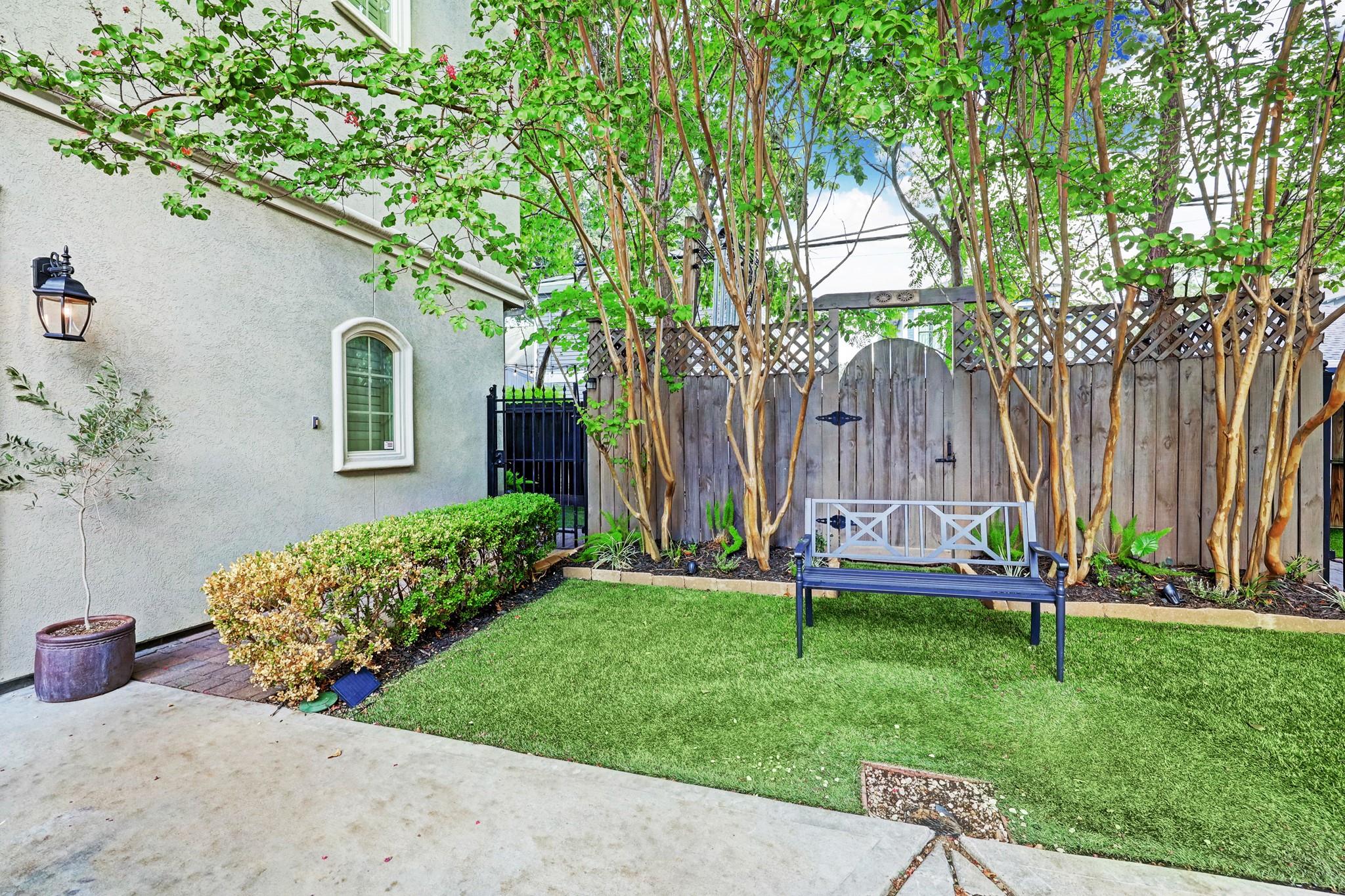 514 Cortlandt Street # D