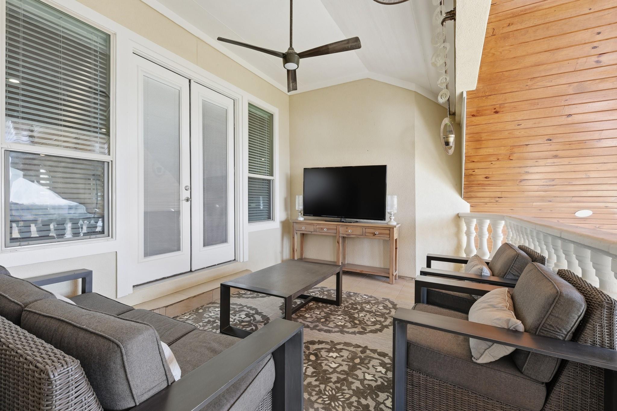 3902 Paseo Campanario Drive