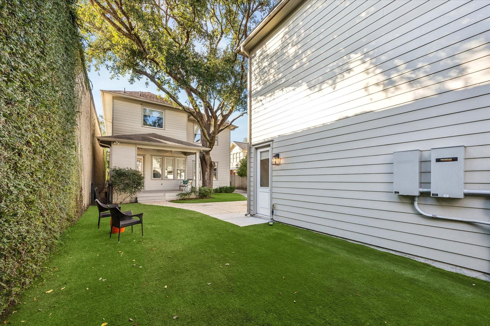 1226 Heights Boulevard