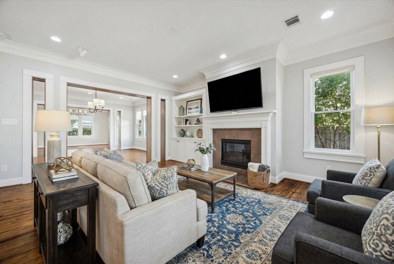 1226 Heights Boulevard