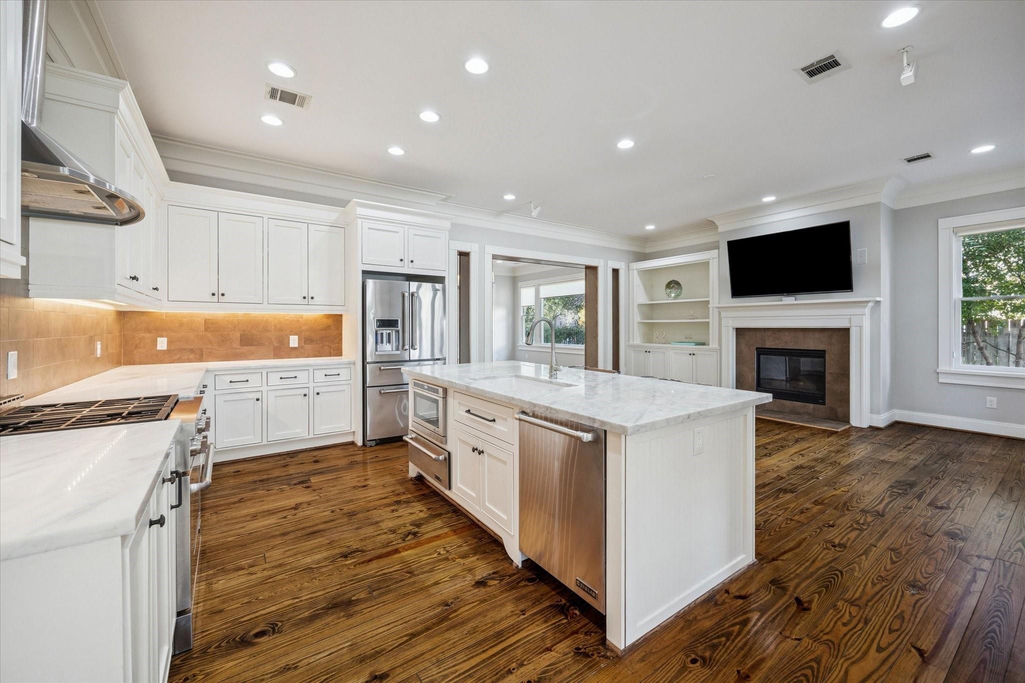 1226 Heights Boulevard