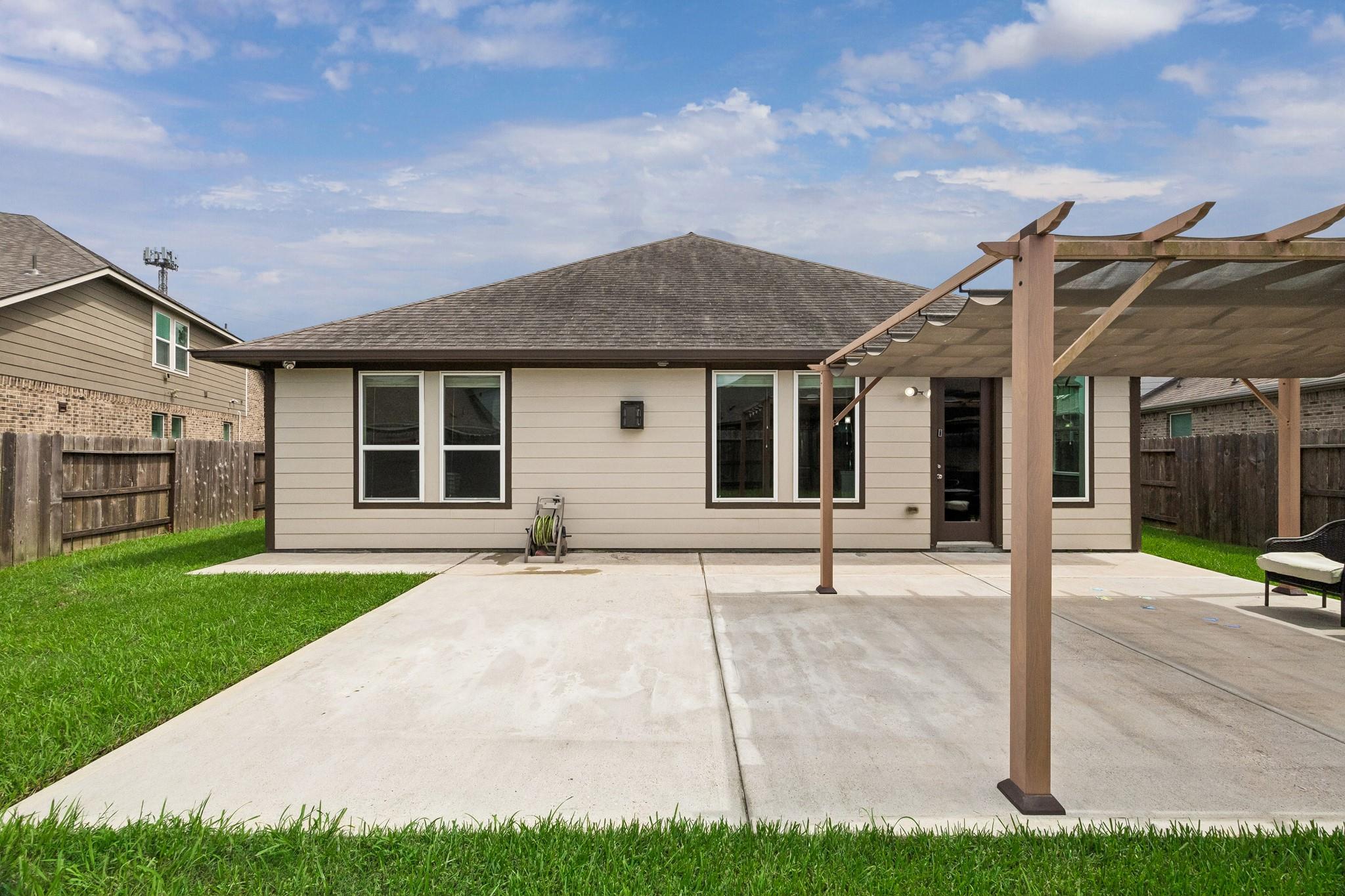 2311 Barrington Field Lane