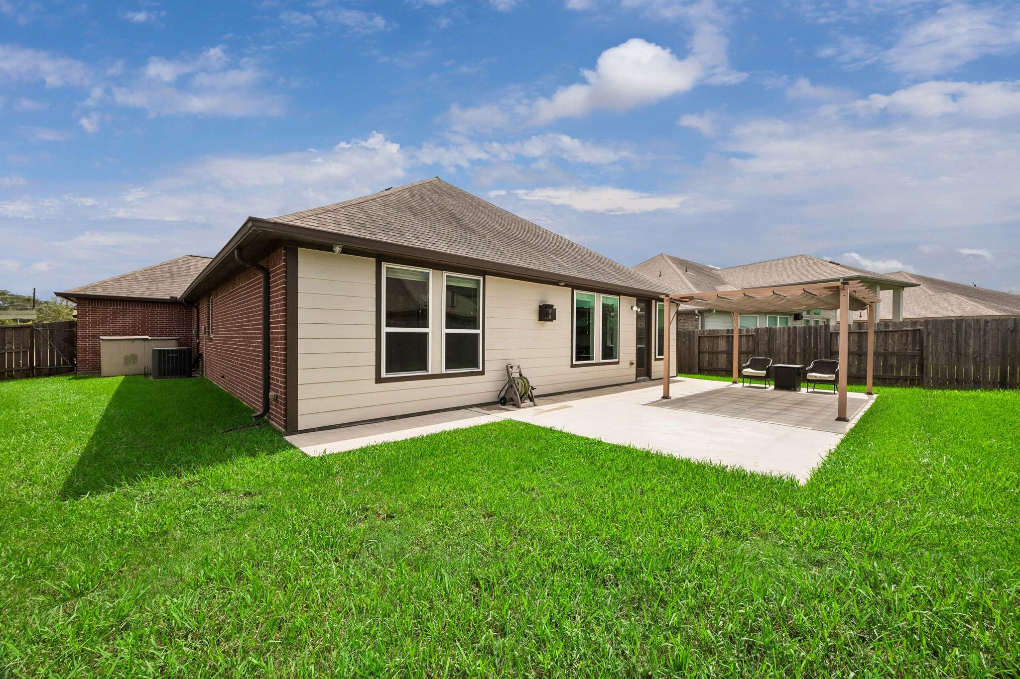 2311 Barrington Field Lane