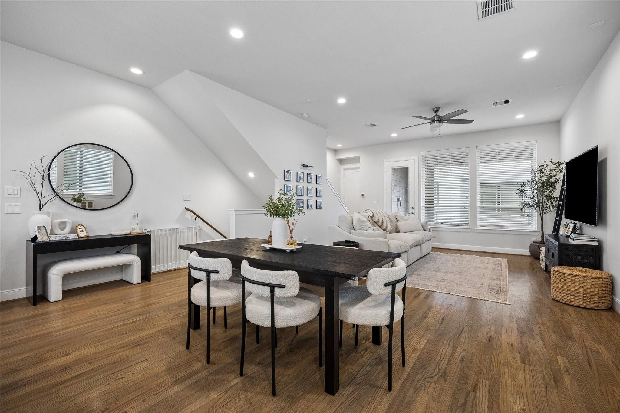 2491 W 11th Street
