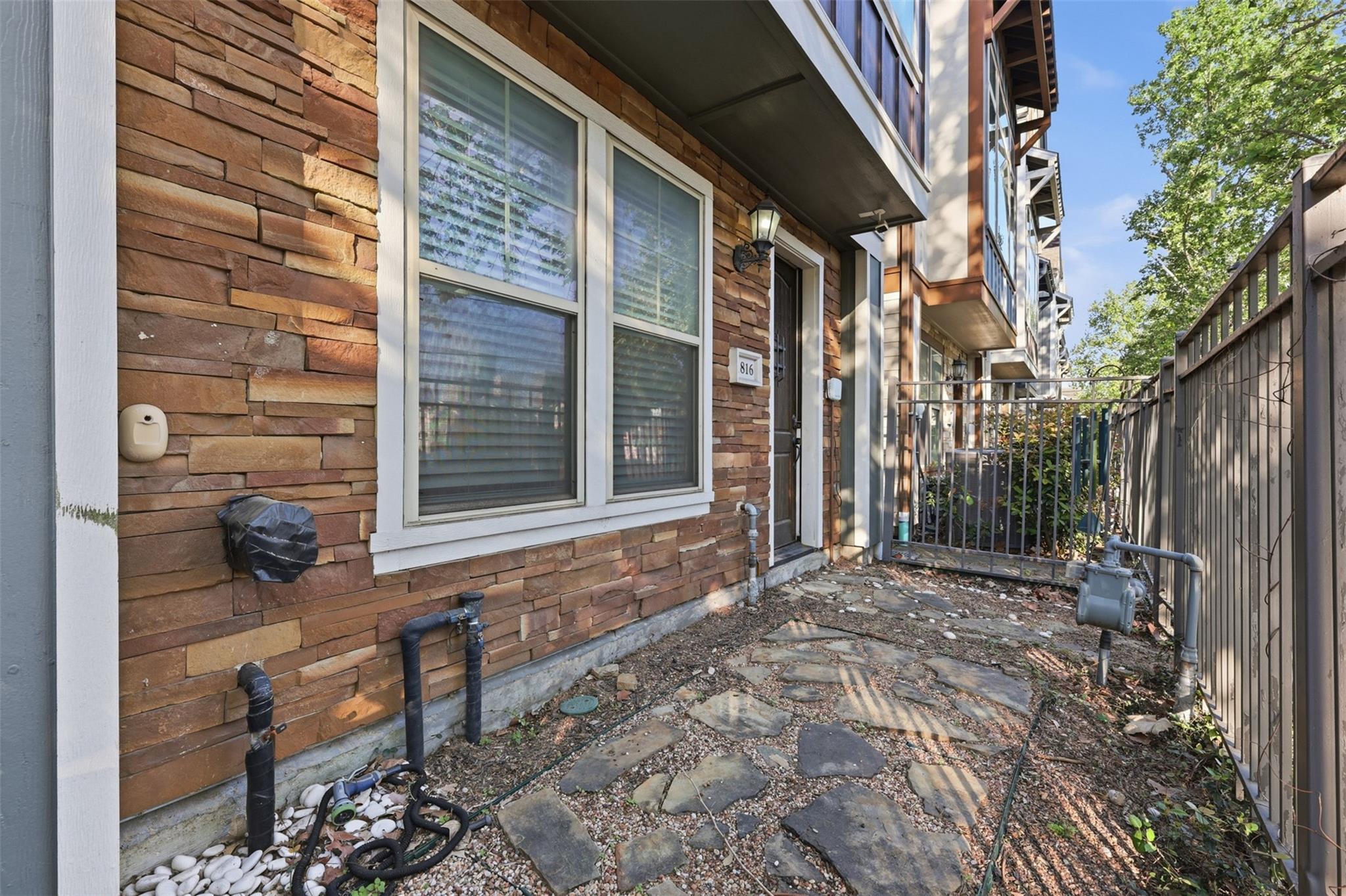 1816 Dennis Street