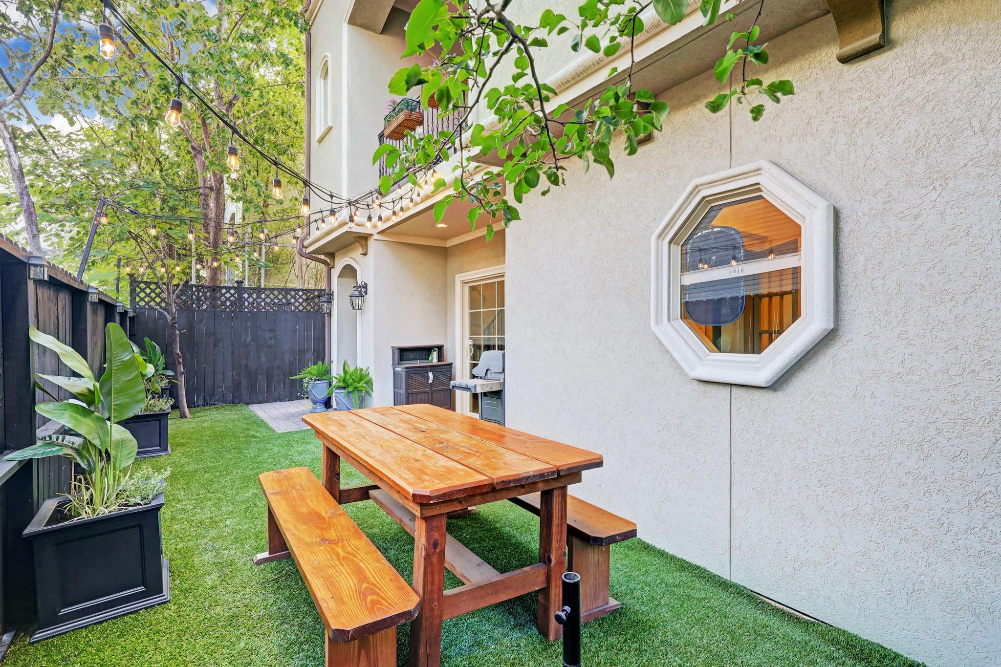 514 Cortlandt Street # D