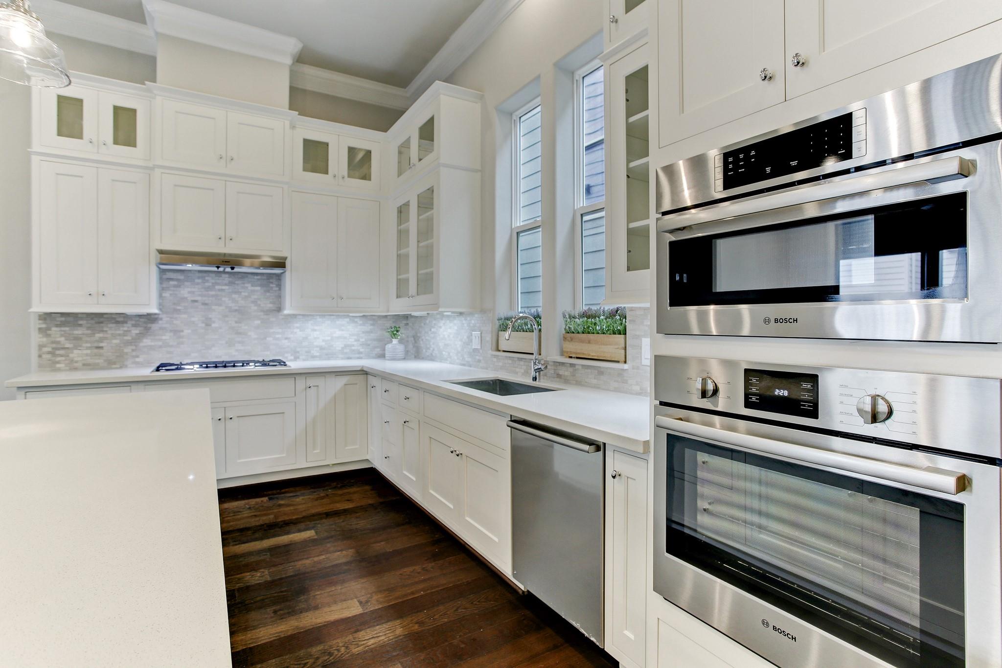 324 W 20th Street