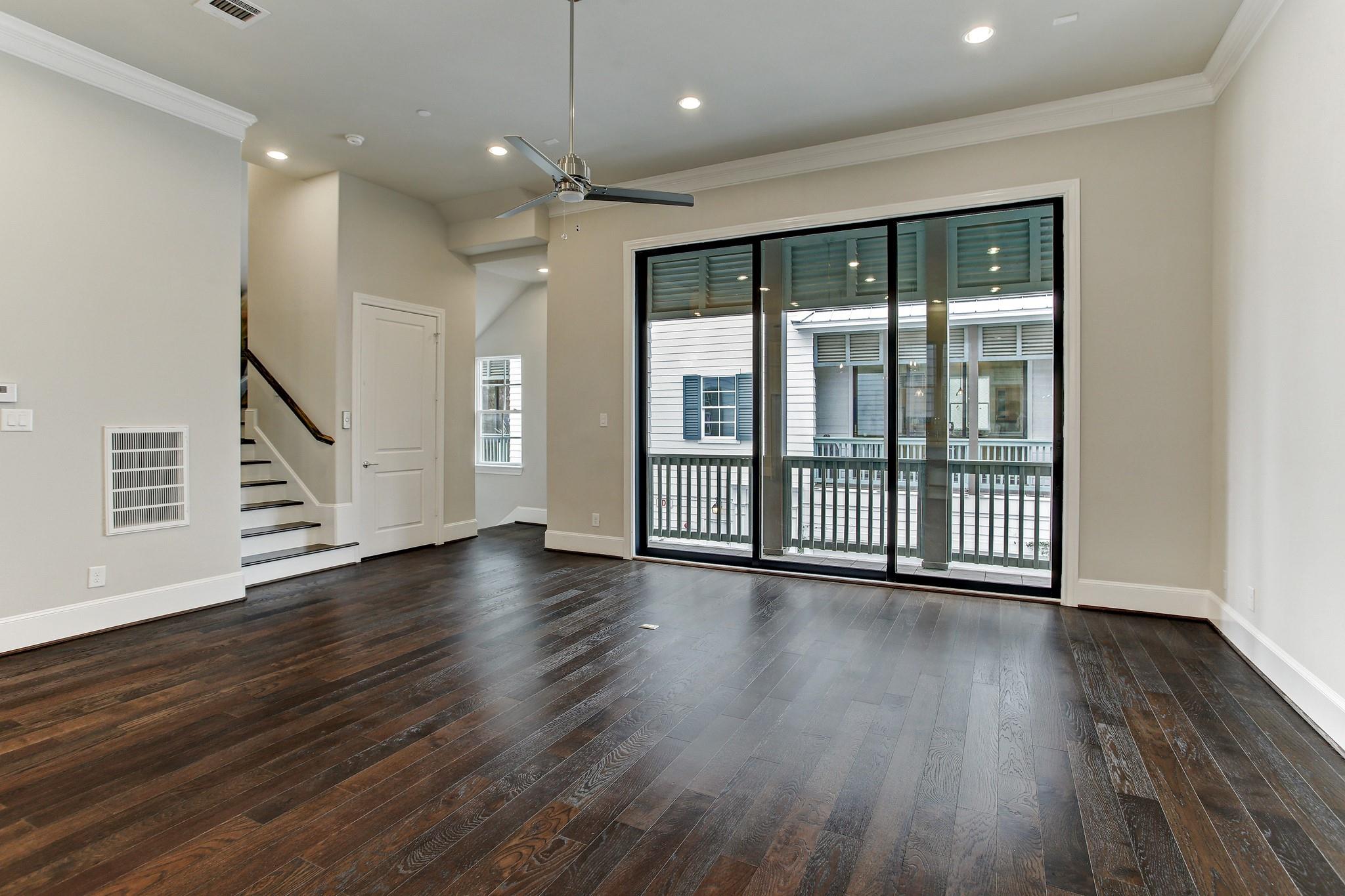 324 W 20th Street