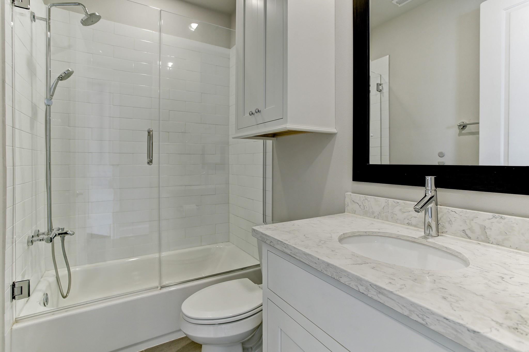 324 W 20th Street