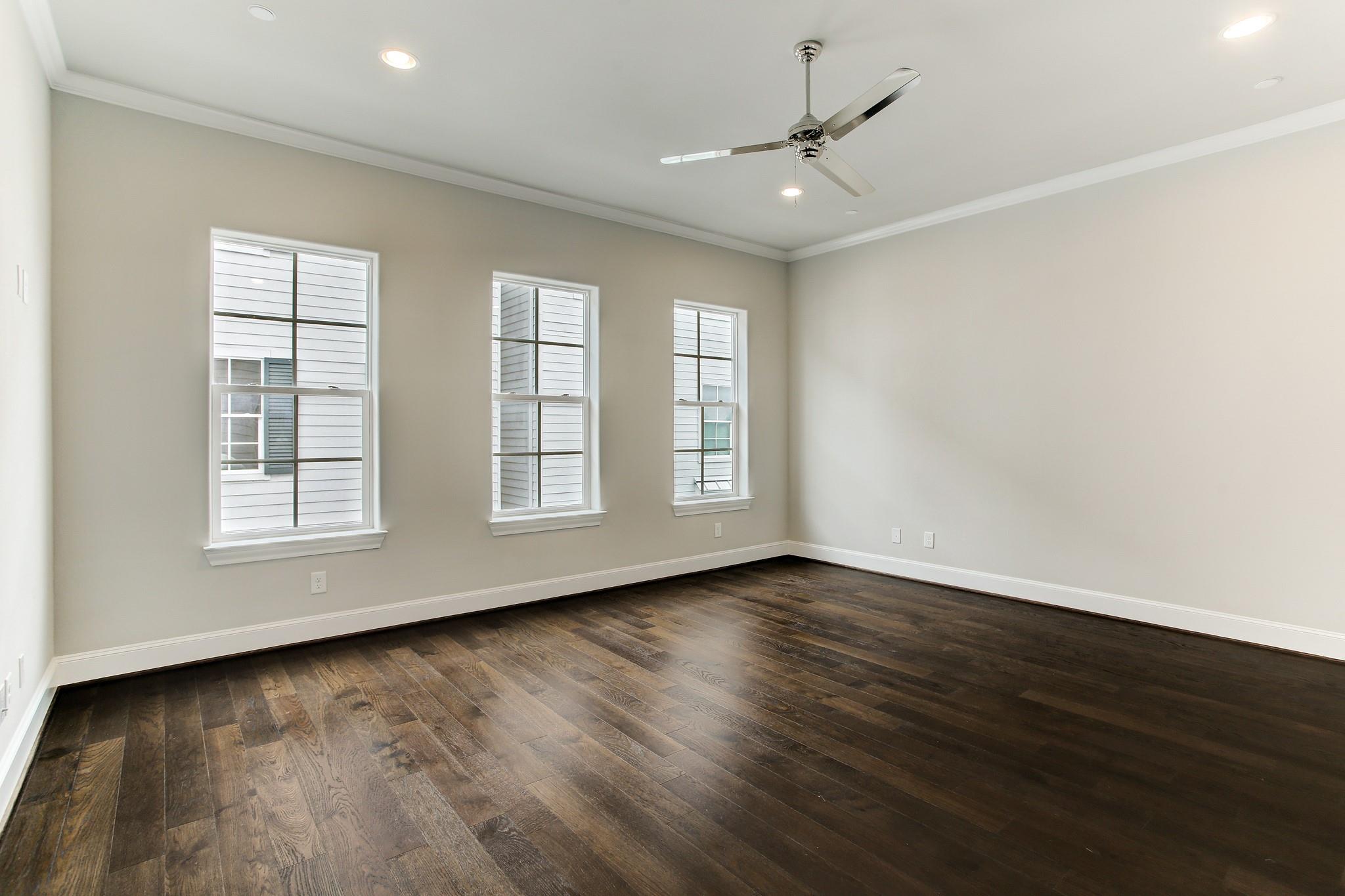 324 W 20th Street