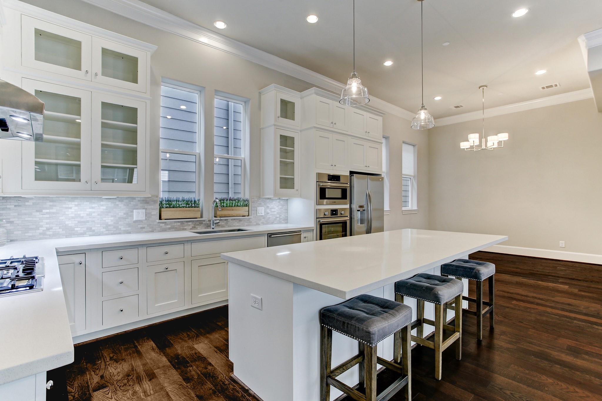 324 W 20th Street