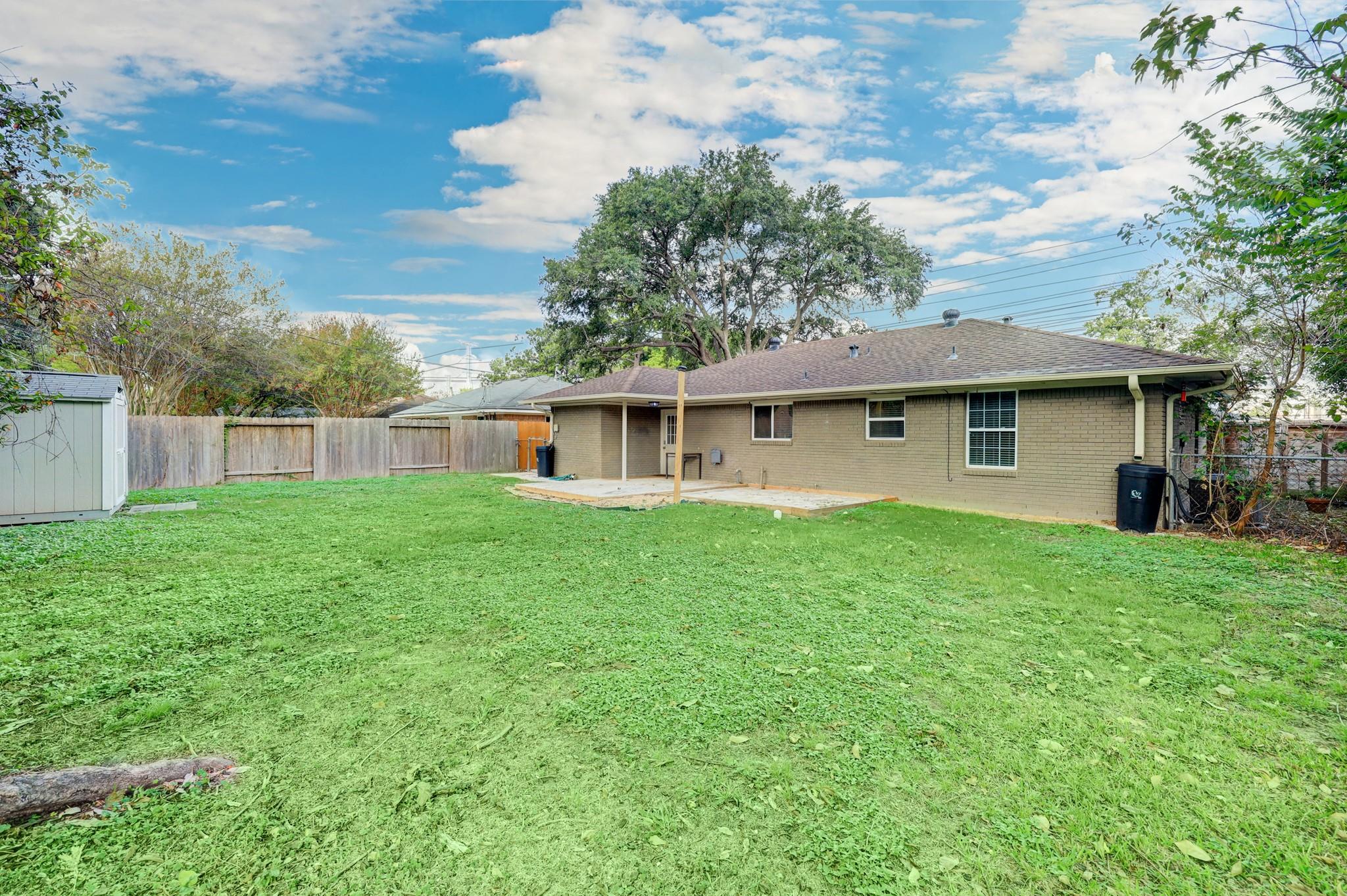 2207 Stonecrest Drive