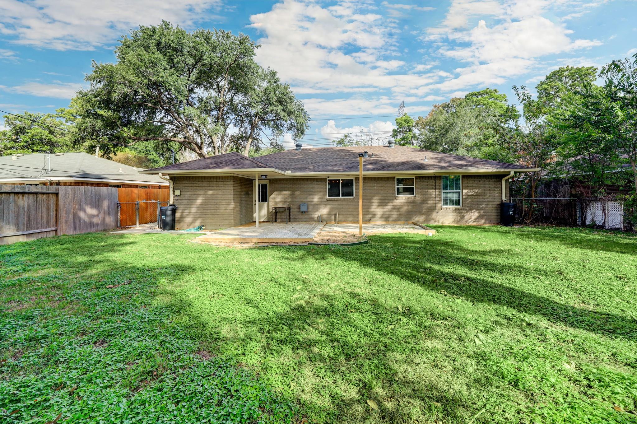2207 Stonecrest Drive