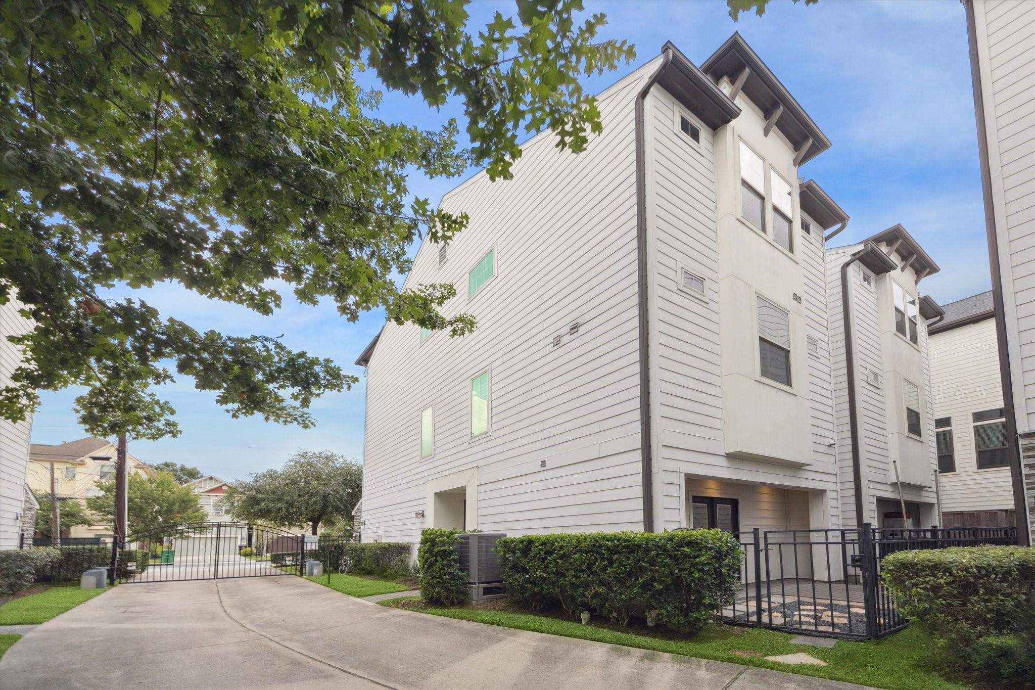 1010 W 24th Street # A