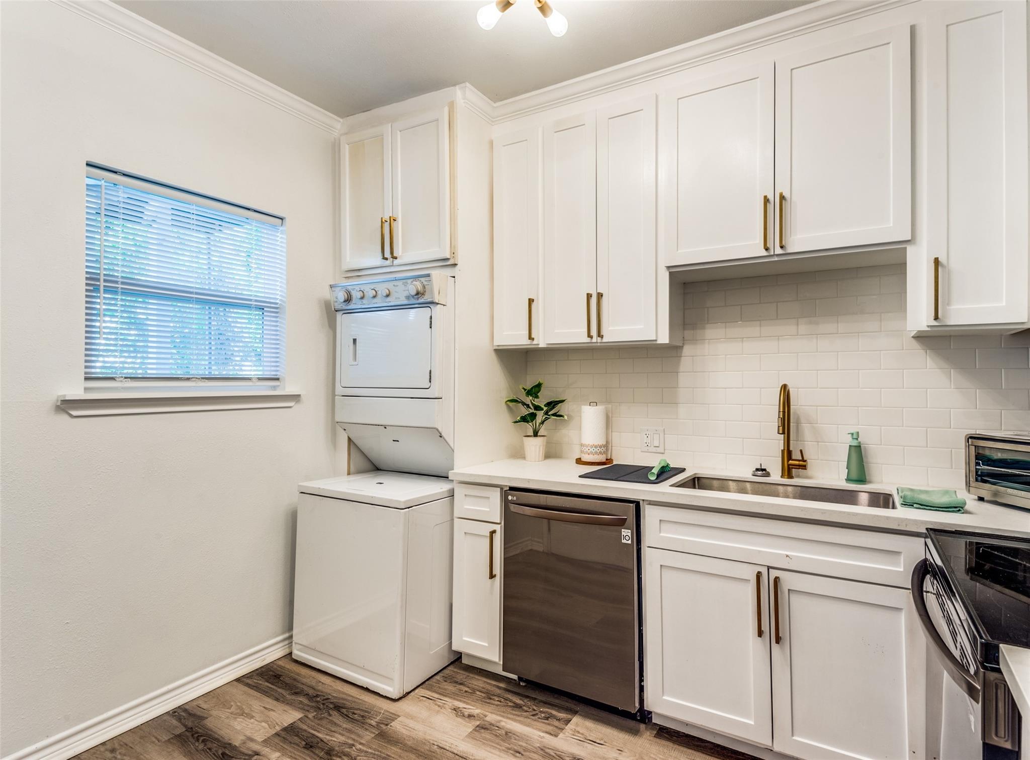 2410 Truxillo Street